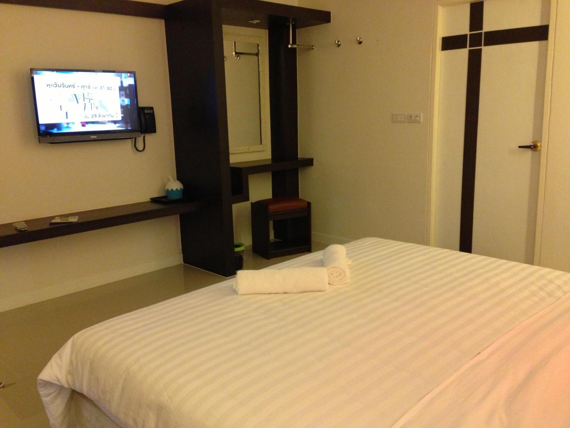 Saabpaiboon Grand Resort Ban Talat Pokoj fotografie
